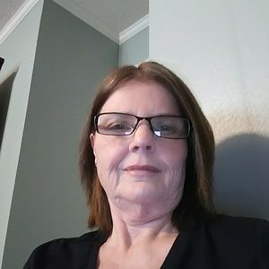 Meet your Posher, Debra